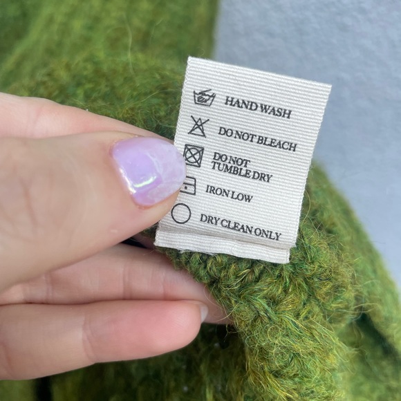 Weekend Stories Antonia Crew Neck Pullover in Olive Green - Picture 7 of 8